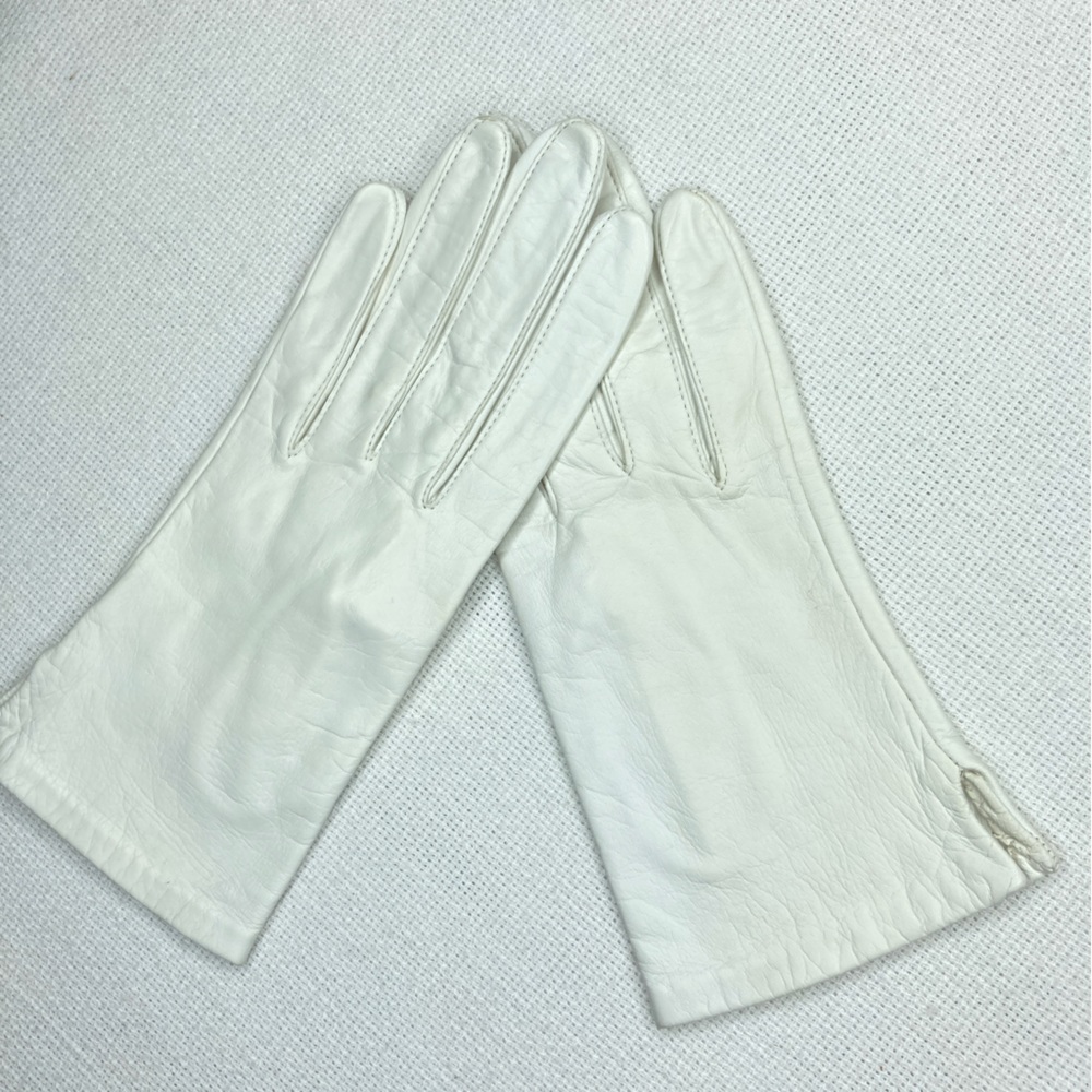 Aris White Leather VTG Wrist Gloves
